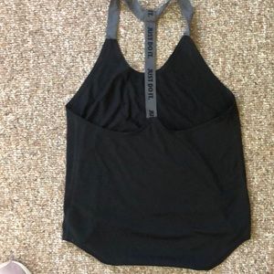 Nike workout top